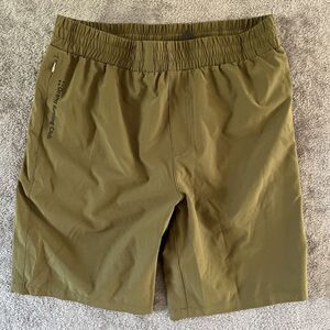 Grand Running Club Shorts Mens M Olive Green Stretch Lined Zip Pockets GRC Paris